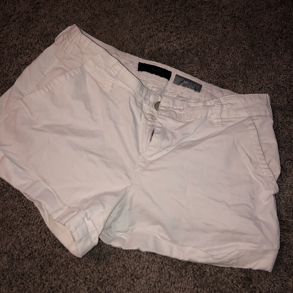 🌟ALL WHITE SHORTS🌟